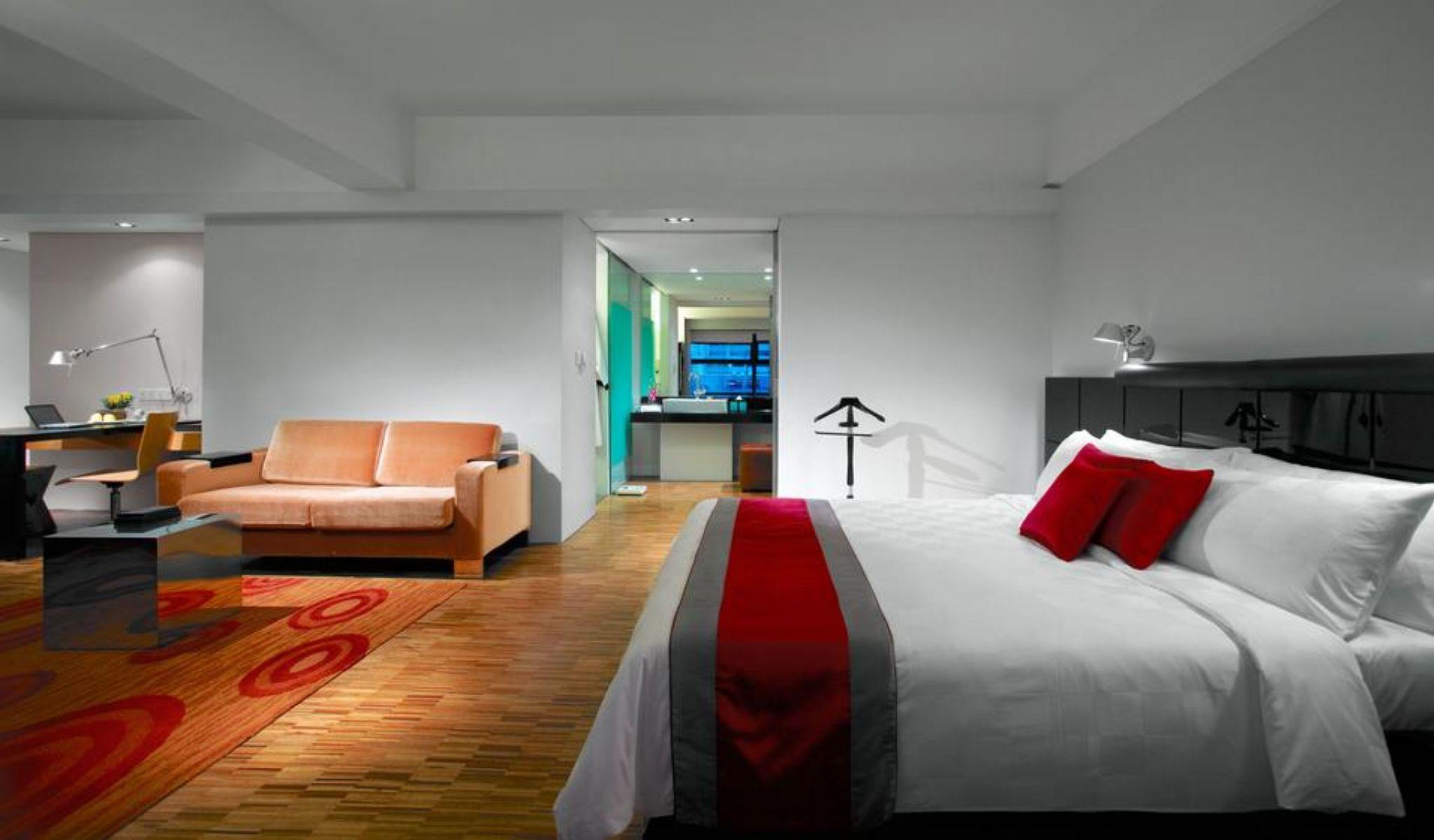 Hotel Maya Kuala Lumpur Bagian luar foto A room at the hotel